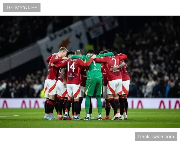 利物浦边锋强强对话中撕开防线，进攻发起点前移如何主导战局？